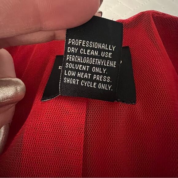 Doncaster Womens 8 Red 3/4 Sleeve Jacket w/ Offset Zipper Pop Up Collar Pockets - Picture 5 of 7